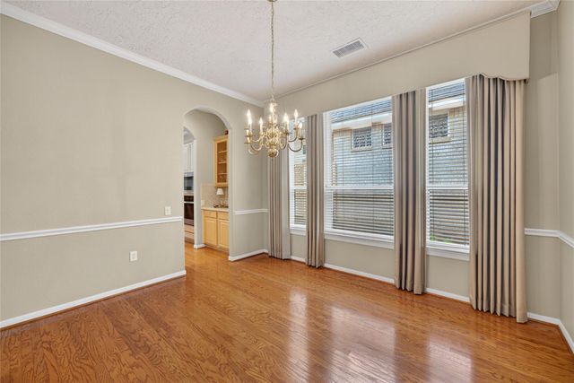 70 E Northcastle Circle, The Woodlands, TX 77384