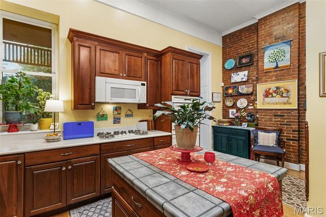 2012 Lafayette Avenue, St Louis, MO 63104