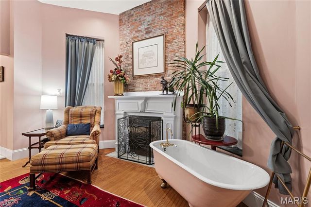 2012 Lafayette Avenue, St Louis, MO 63104