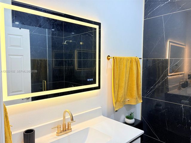 3409 W 92nd Pl, Hialeah, FL 33018
