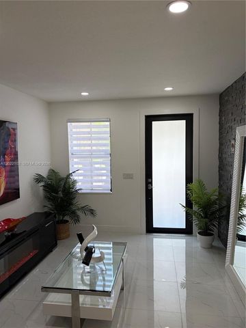 3409 W 92nd Pl, Hialeah, FL 33018