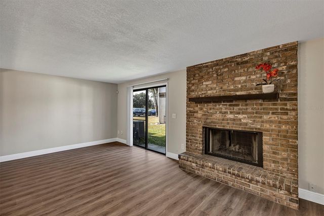 4904 SILVER OAKS VILLAGE C, Orlando, FL 32808