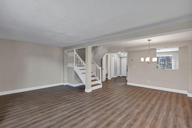 4904 SILVER OAKS VILLAGE C, Orlando, FL 32808