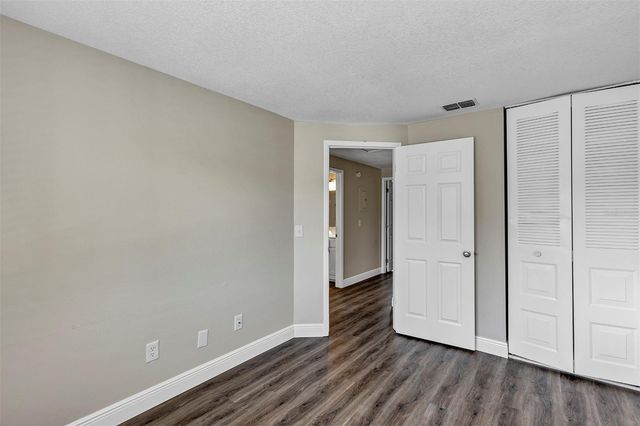 4904 SILVER OAKS VILLAGE C, Orlando, FL 32808