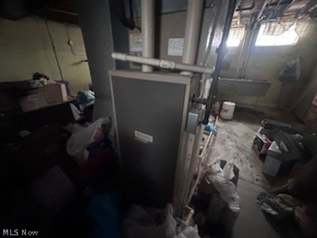 6814 Dartworth Drive, Parma, OH 44129