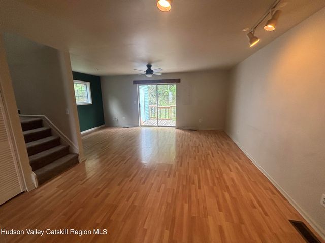 201 Briarwood Court, New Paltz, NY 12561