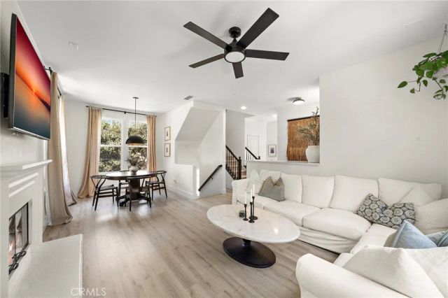 101 Tall Oak, Irvine, CA 92603