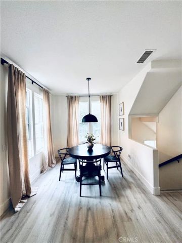 101 Tall Oak, Irvine, CA 92603