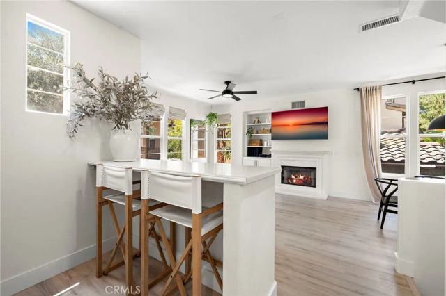 101 Tall Oak, Irvine, CA 92603