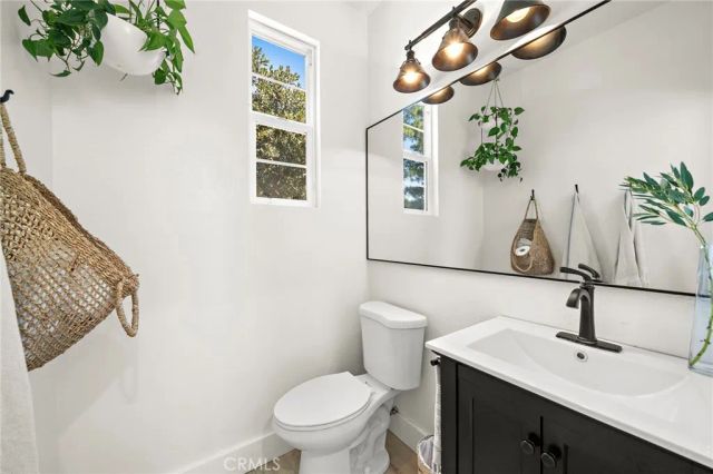 101 Tall Oak, Irvine, CA 92603