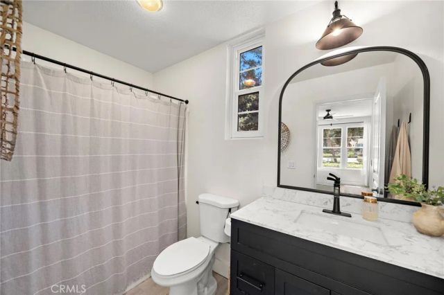 101 Tall Oak, Irvine, CA 92603