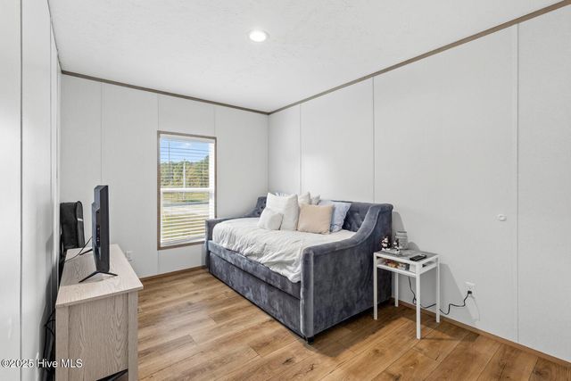 292 Sand Ridge Road, Beulaville, NC 28518