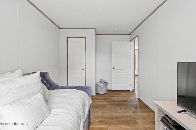 292 Sand Ridge Road, Beulaville, NC 28518