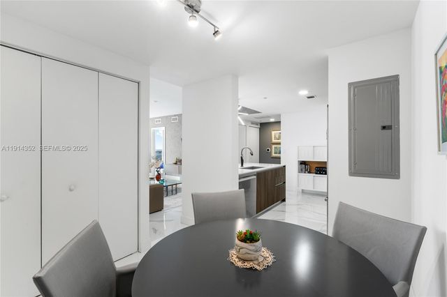 488 NE 18th St 4309, Miami, FL 33132