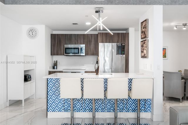 488 NE 18th St 4309, Miami, FL 33132