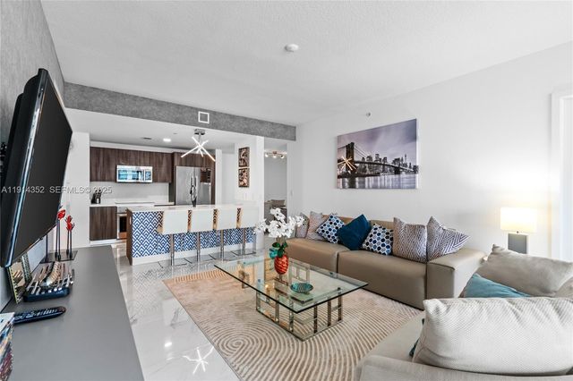 488 NE 18th St 4309, Miami, FL 33132