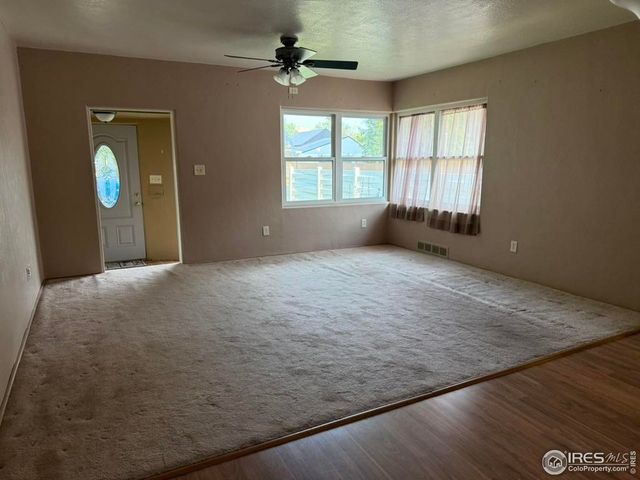 549 Emerson St, Wray, CO 80758