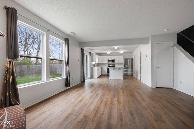 9116 Centenary Court, Camby, IN 46113