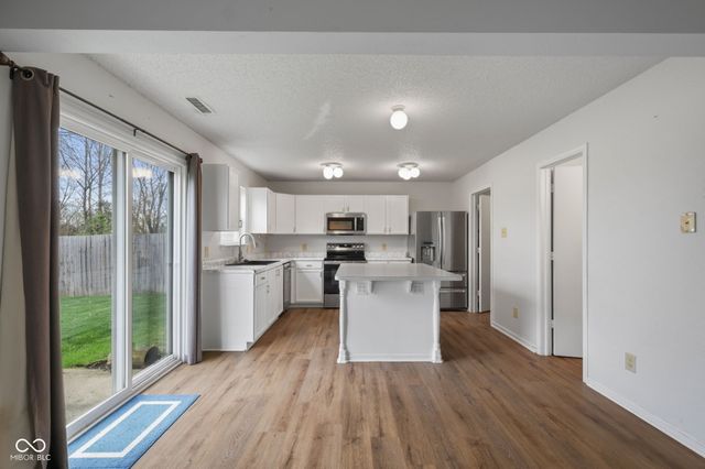 9116 Centenary Court, Camby, IN 46113