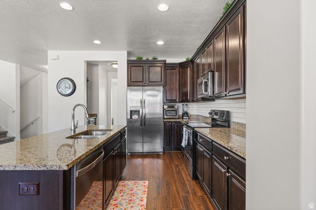 1319 W 650 S, Syracuse, UT 84075