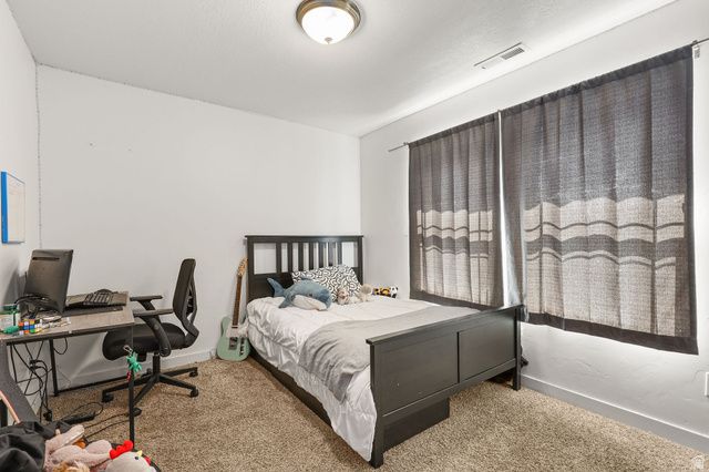 1319 W 650 S, Syracuse, UT 84075