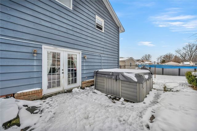 36001 Freed Court, Eastlake, OH 44095