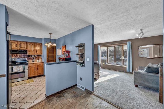 36001 Freed Court, Eastlake, OH 44095