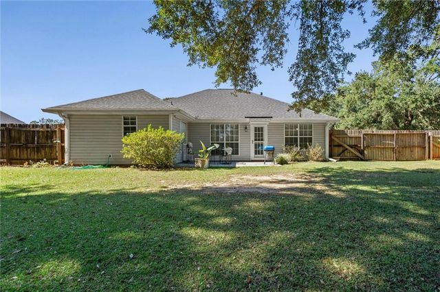 1770 Woodland Hills W Drive, Semmes, AL 36575