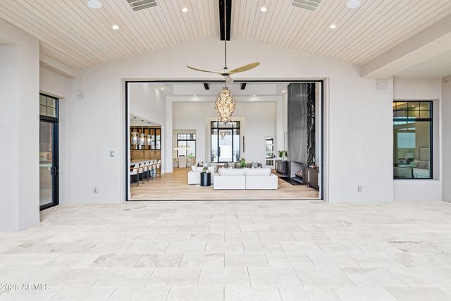 11520 E DREYFUS Avenue, Scottsdale, AZ 85259