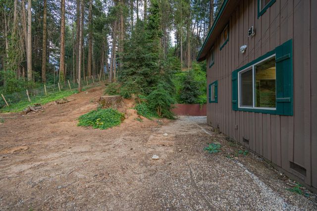 28020 Manzanita Trl, Colfax, CA 95713
