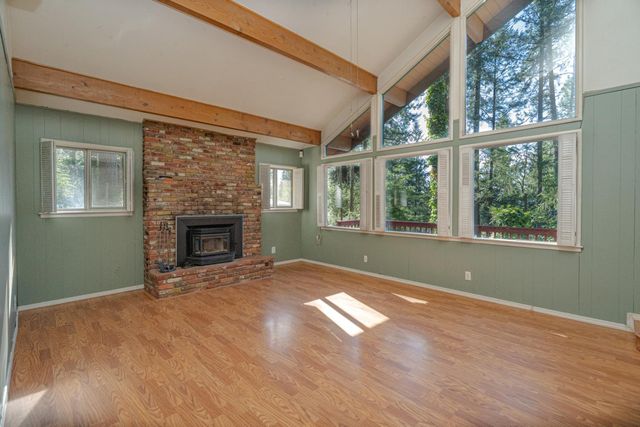 28020 Manzanita Trl, Colfax, CA 95713