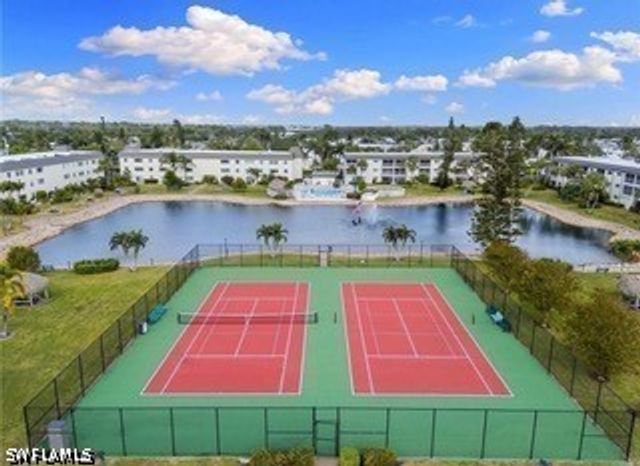 1018 Manatee RD E107, Naples, FL 34114