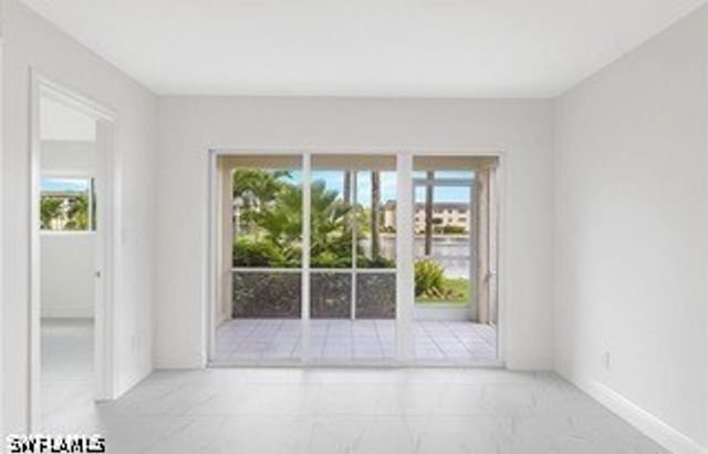 1018 Manatee RD E107, Naples, FL 34114