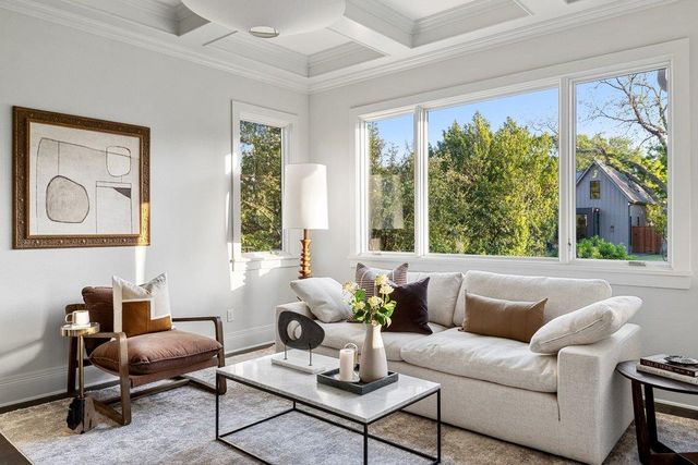 1810 W 29TH ST, Austin, TX 78703