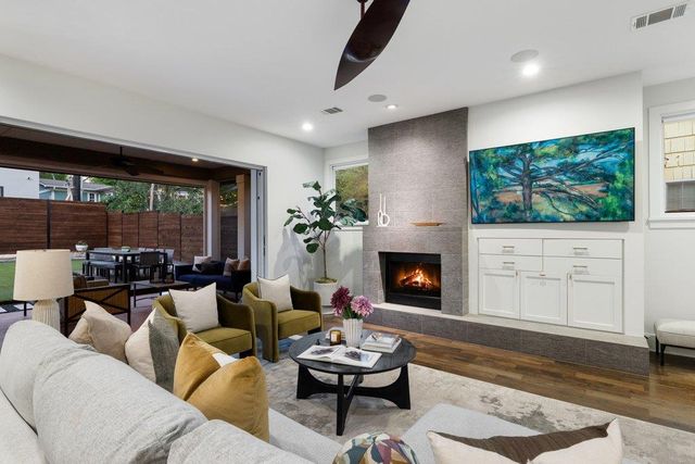 1810 W 29TH ST, Austin, TX 78703