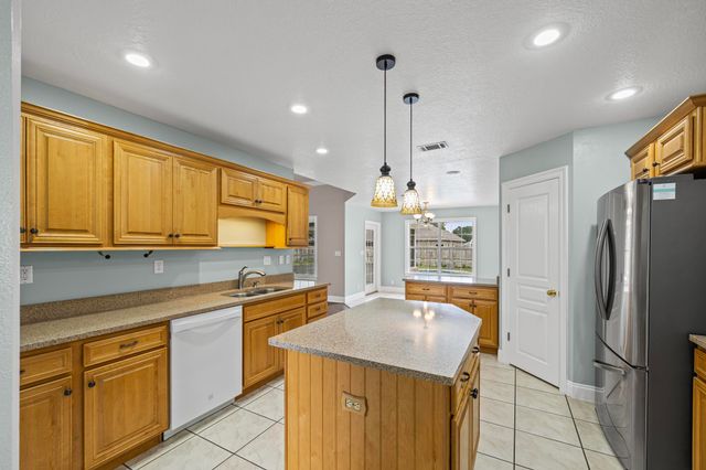 3069 Stamps Avenue, Crestview, FL 32539