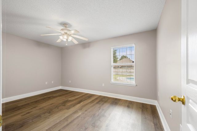 3069 Stamps Avenue, Crestview, FL 32539