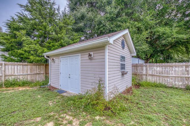 3069 Stamps Avenue, Crestview, FL 32539