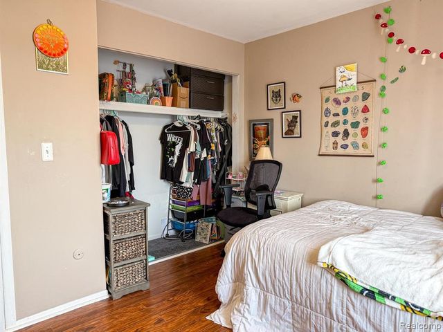 10077 Allen Pointe Drive, Allen Park, MI 48101