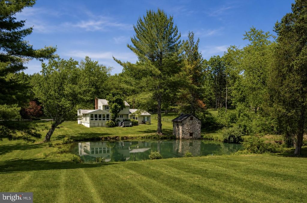 108 SHEEDER RD, Phoenixville, PA 19460