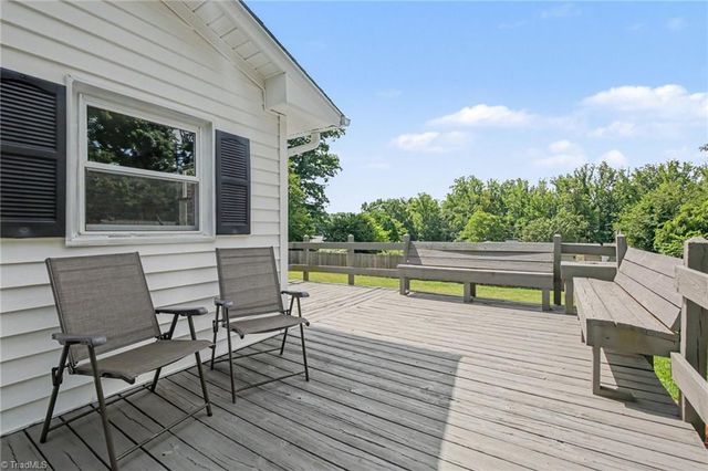 4380 Wesmar Drive, Pfafftown, NC 27040