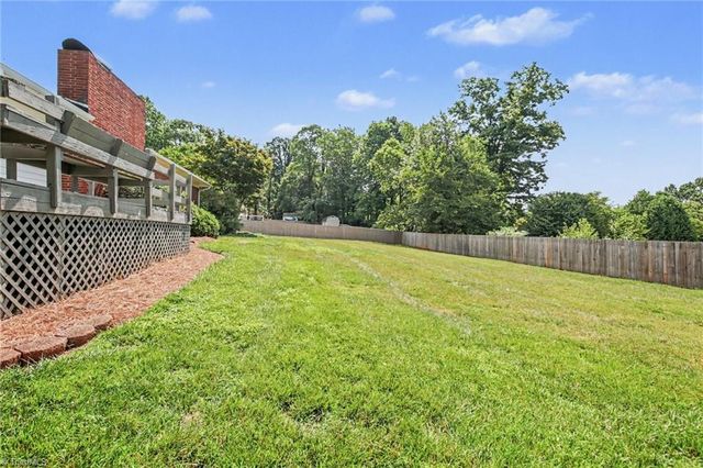 4380 Wesmar Drive, Pfafftown, NC 27040