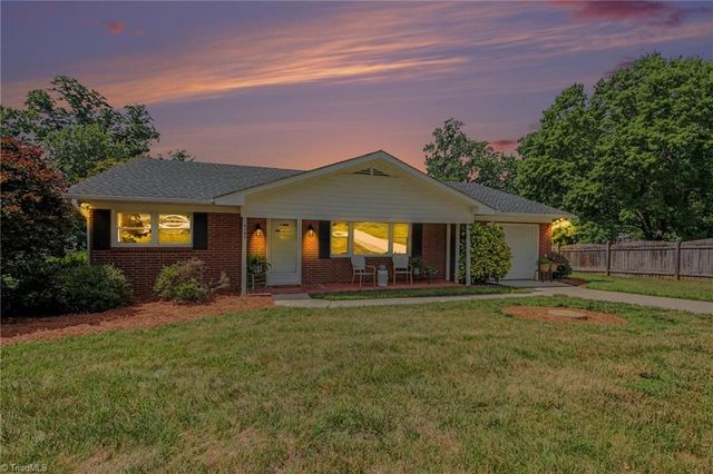 4380 Wesmar Drive, Pfafftown, NC 27040