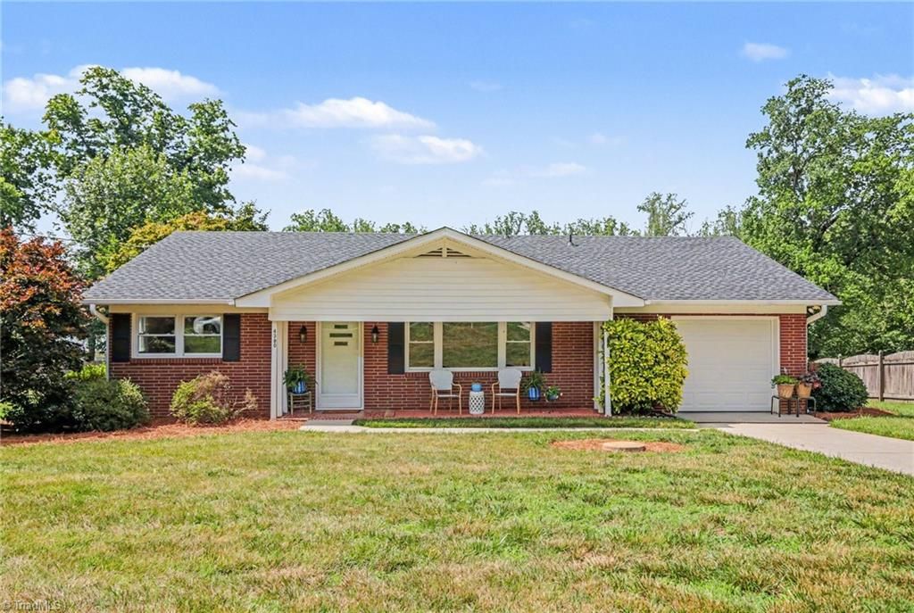 4380 Wesmar Drive, Pfafftown, NC 27040