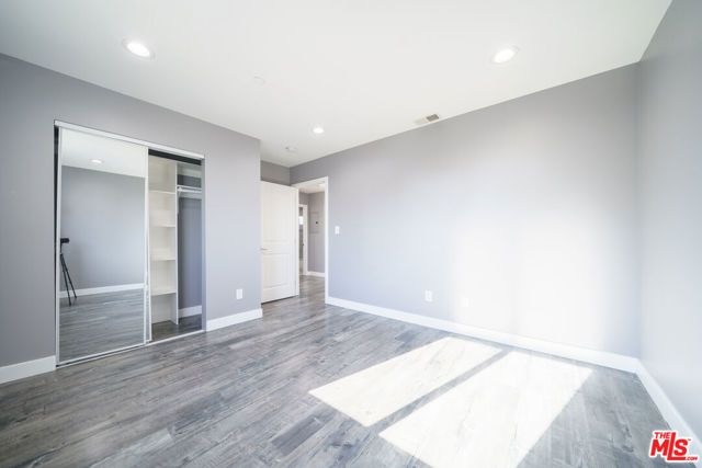 629 W 83rd Street, Los Angeles, CA 90044