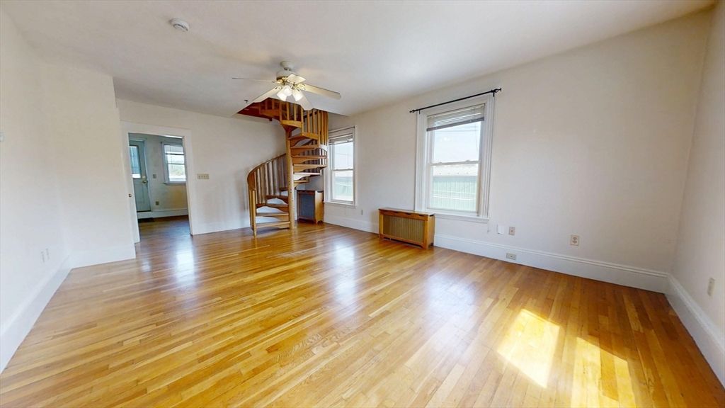 22 Summer Ave 3, Waltham, MA 02452