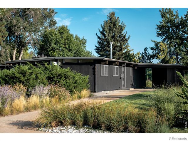4721 E Idaho Place, Denver, CO 80222