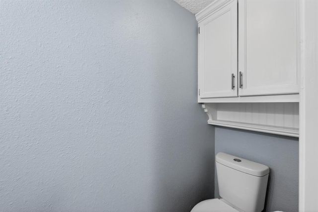 1400 Pennington Avenue, Edmond, OK 73012