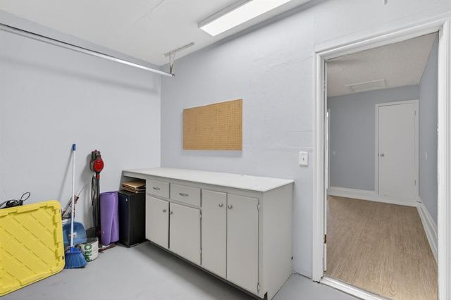 1400 Pennington Avenue, Edmond, OK 73012