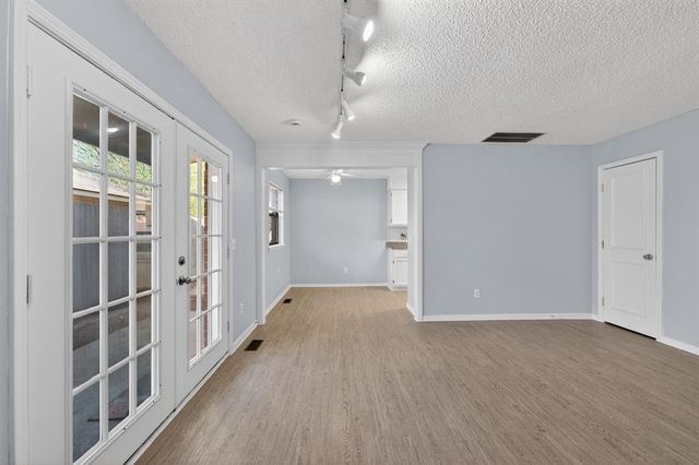 1400 Pennington Avenue, Edmond, OK 73012